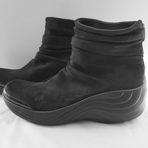 Black BZees Zizzle Slouch Bootie NWOT Sz 11